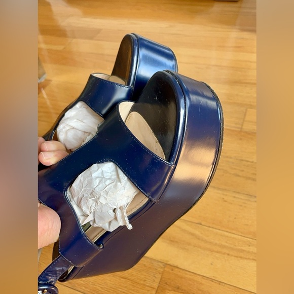 Prada navy platform sandals - 36 - Picture 3 of 5